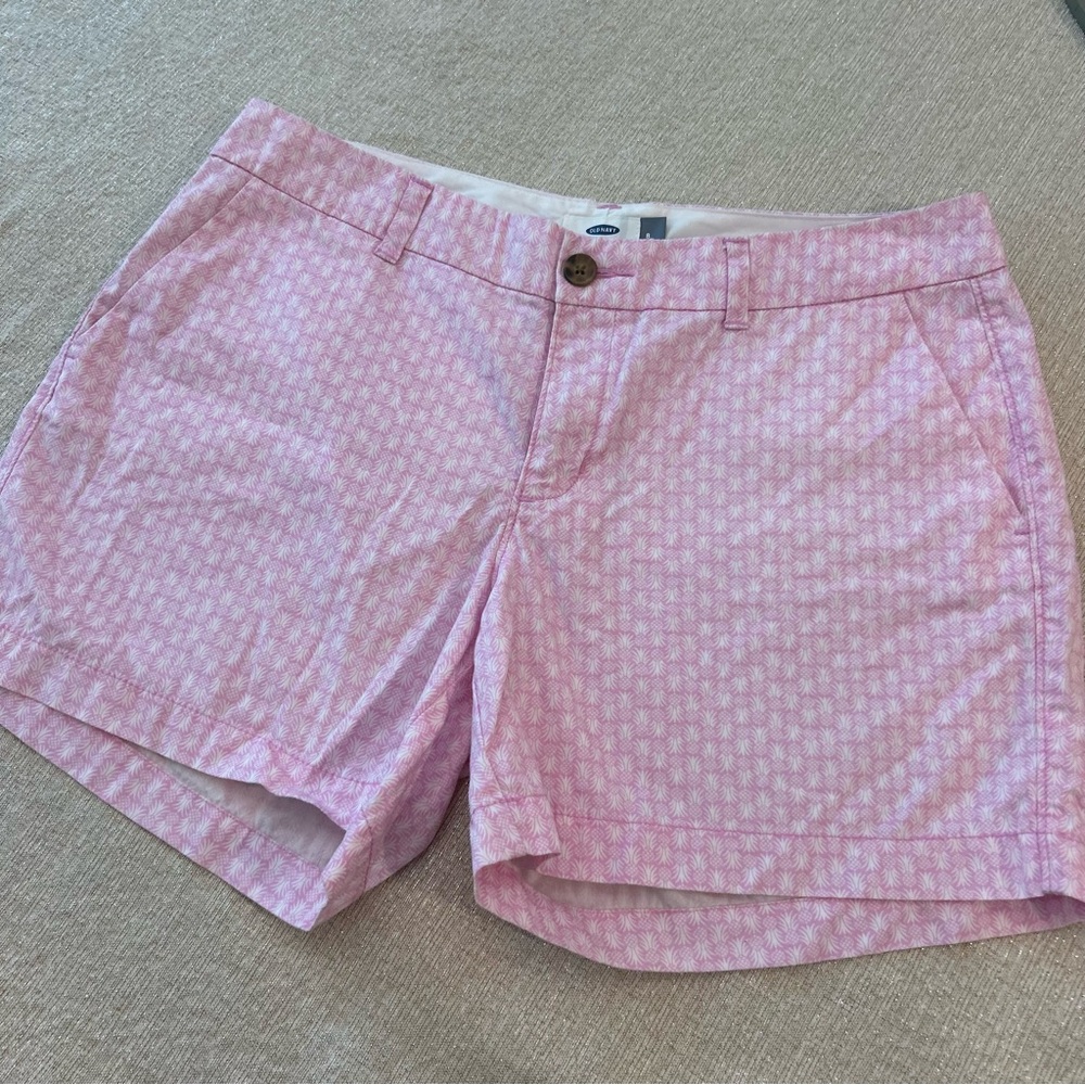Old Navy Pink Cotton Chino Shorts Pineapple Print Mid Rise Slant Pockets Size 8